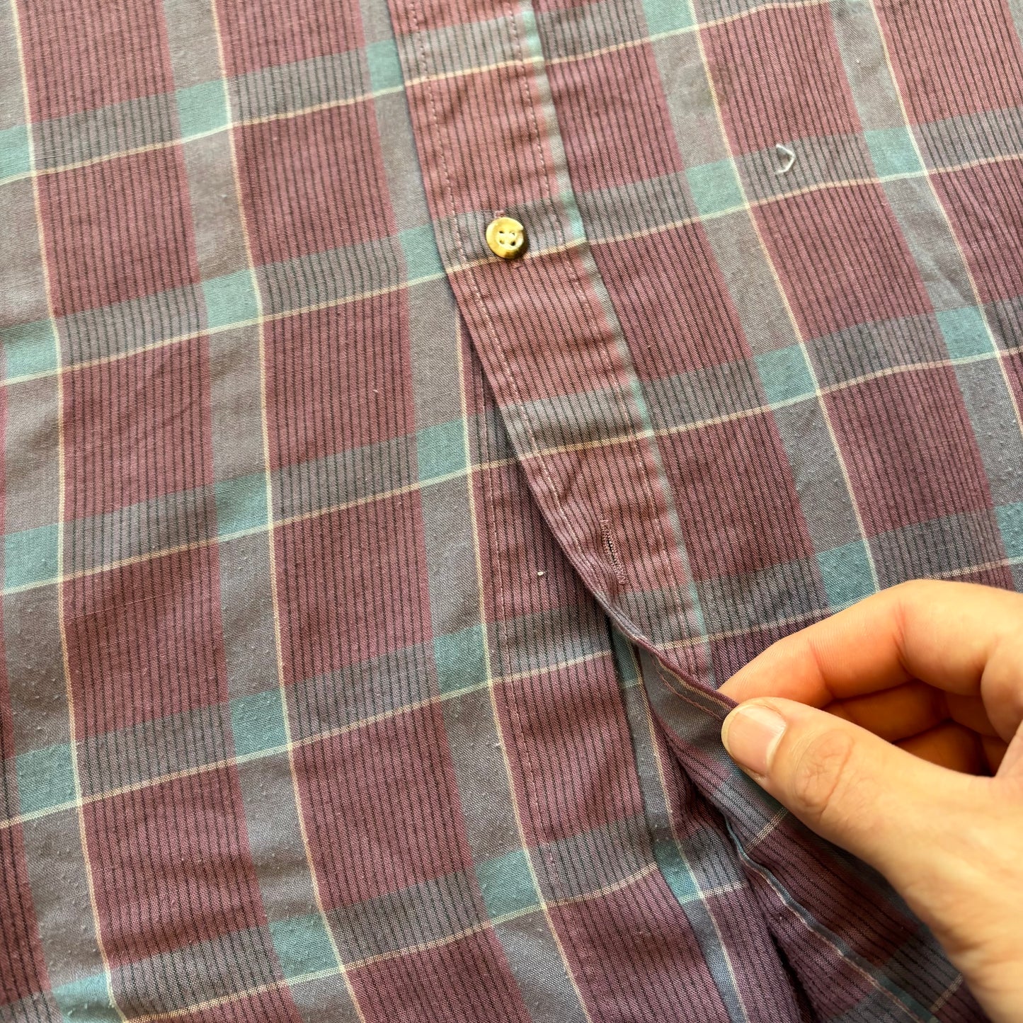 Vintage Levi’s Button Up - L
