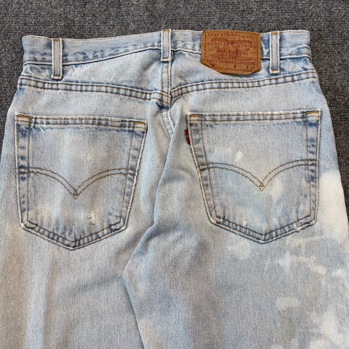 90s Levi’s 505 Bleached & Distressed Jeans - 32x34