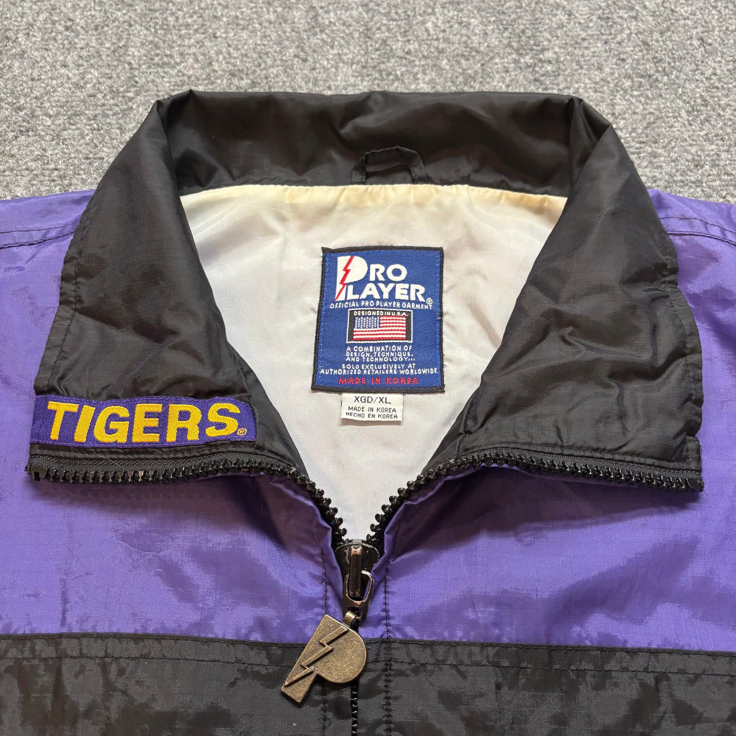 90s Pro Player LSU Tigers Windbreaker Jacket - XL