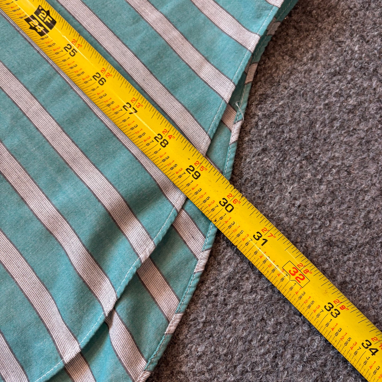 Vintage Levi’s Button Up - L