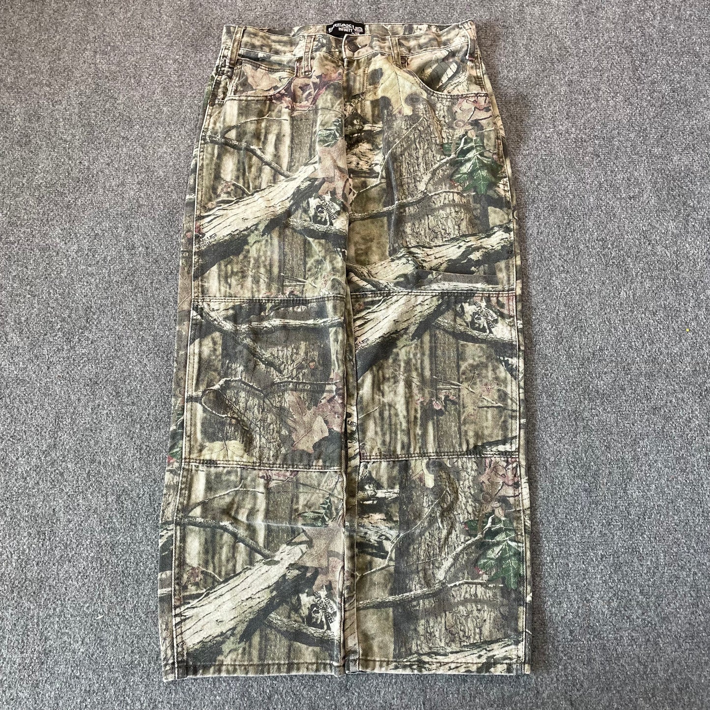Mossy Oak Camo Jeans - 32x30