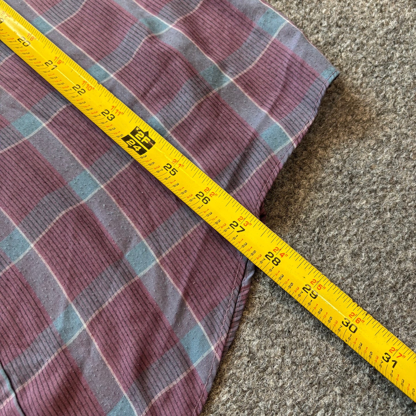Vintage Levi’s Button Up - L
