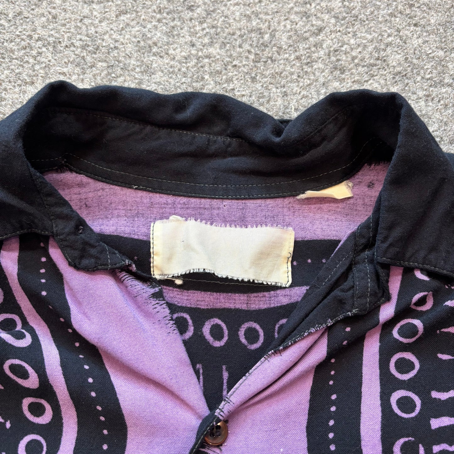 1970s Button Up Shirt - L