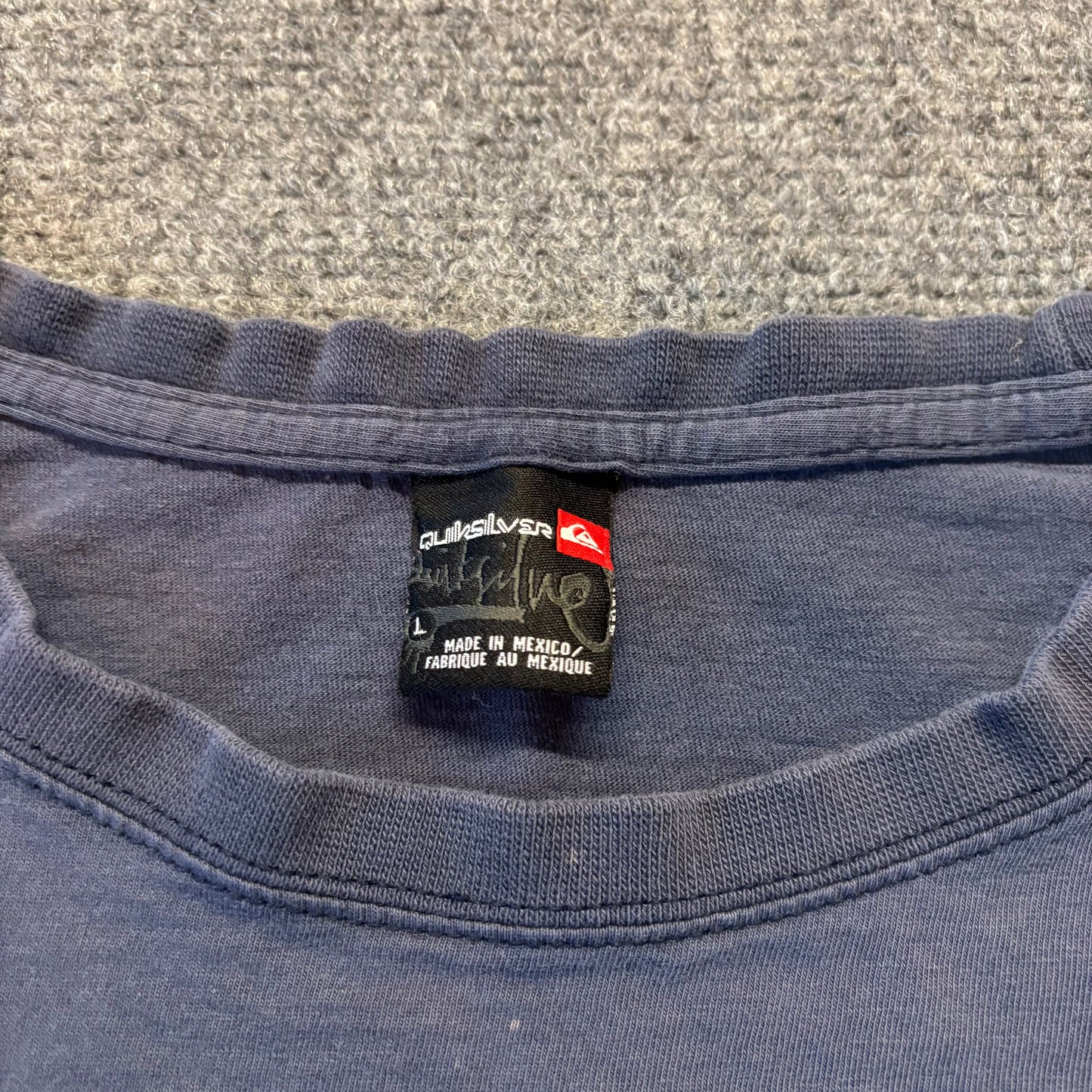 2000s Quiksilver T-Shirt - L
