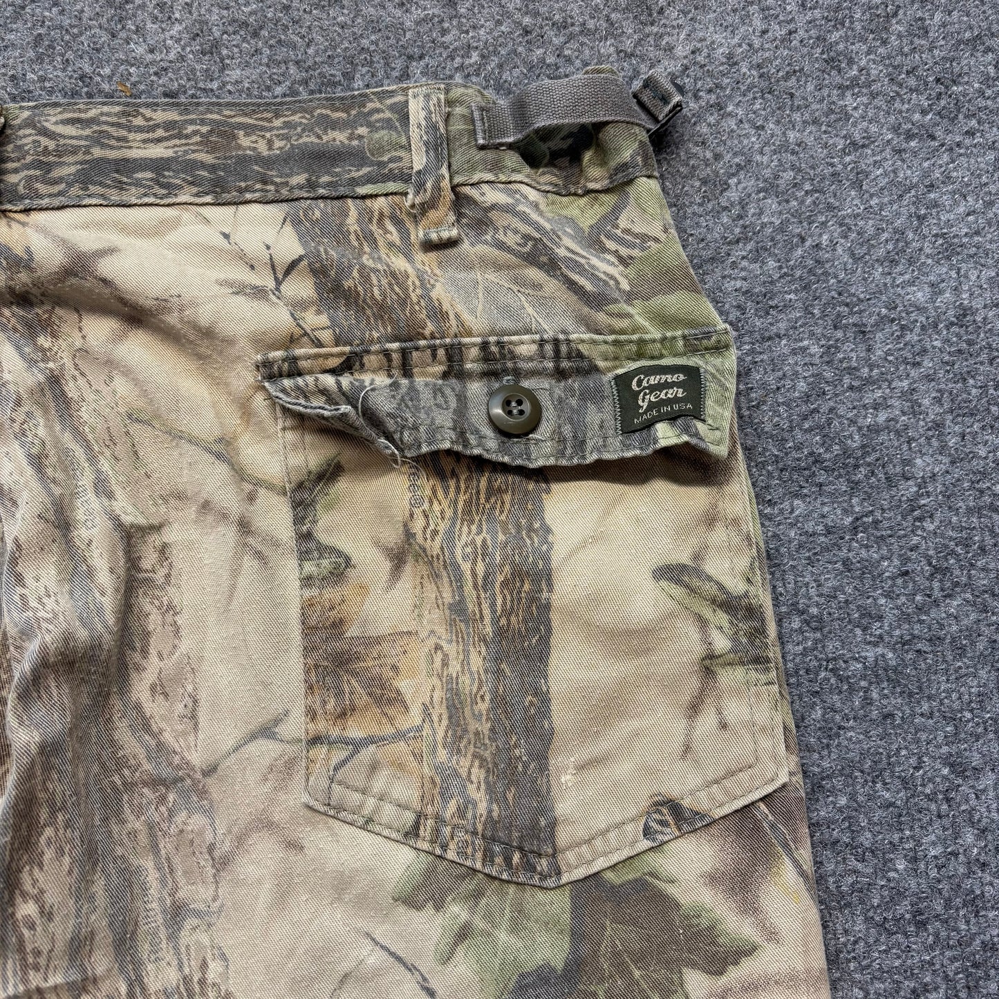 90s Realtree Camo Pants - 38x32