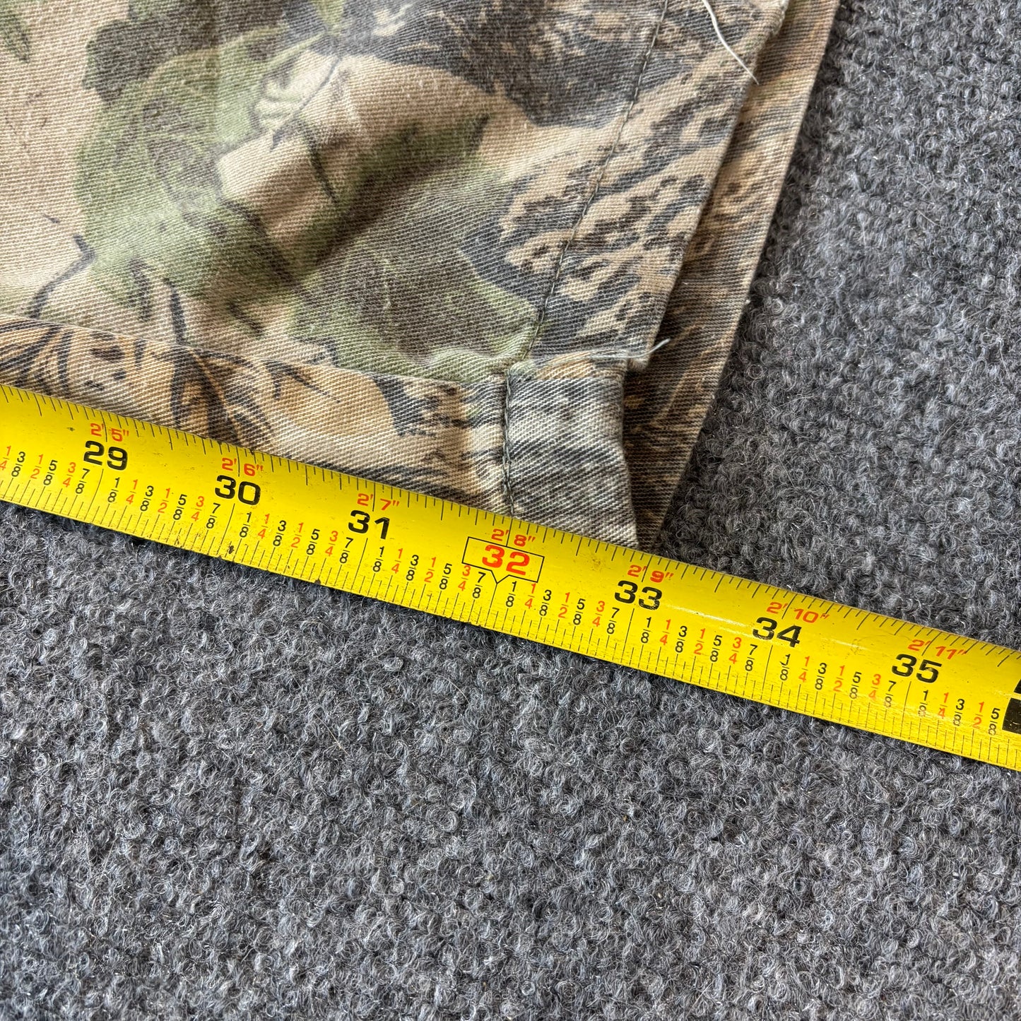 90s Realtree Camo Pants - 38x32