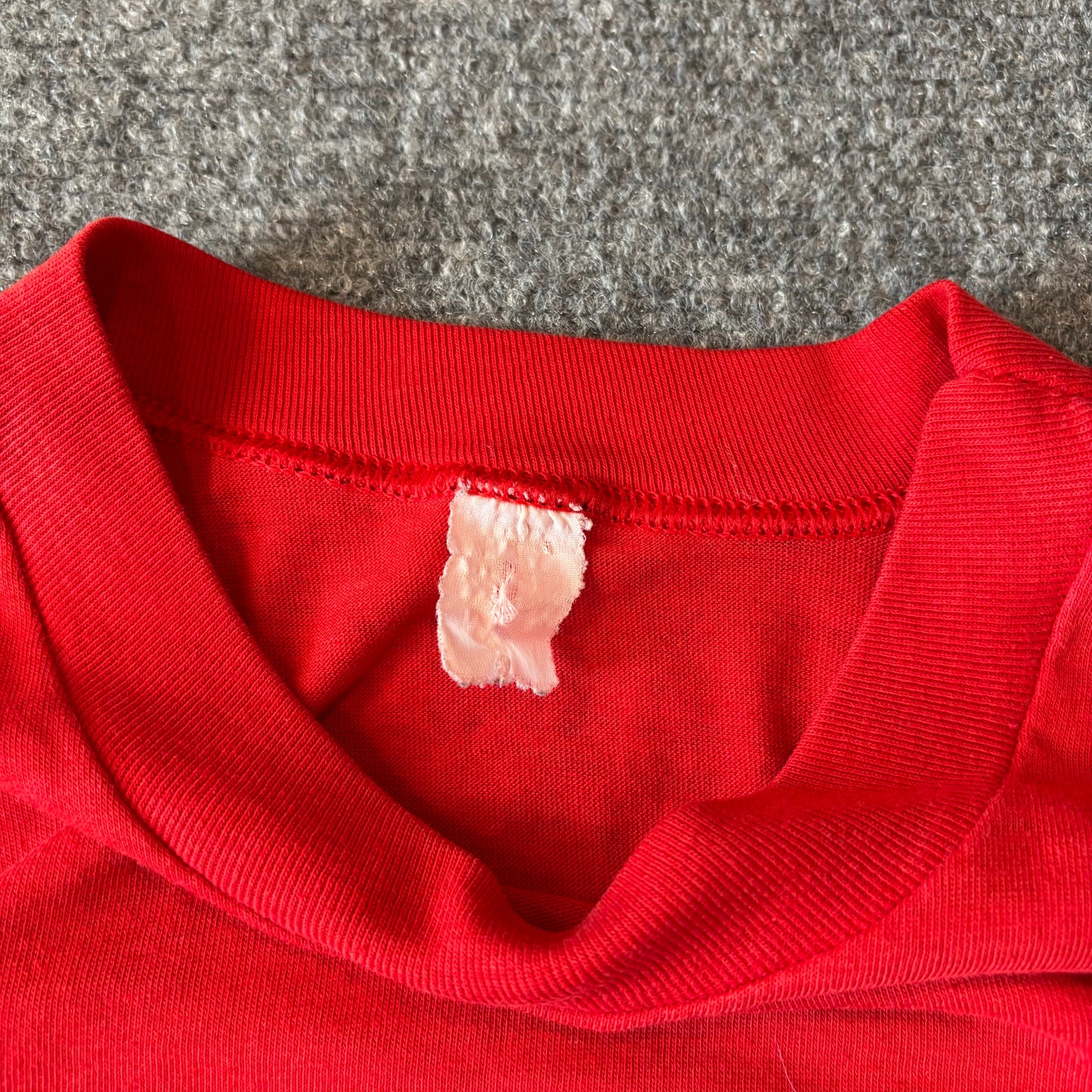 80s Saloon T-Shirt - L