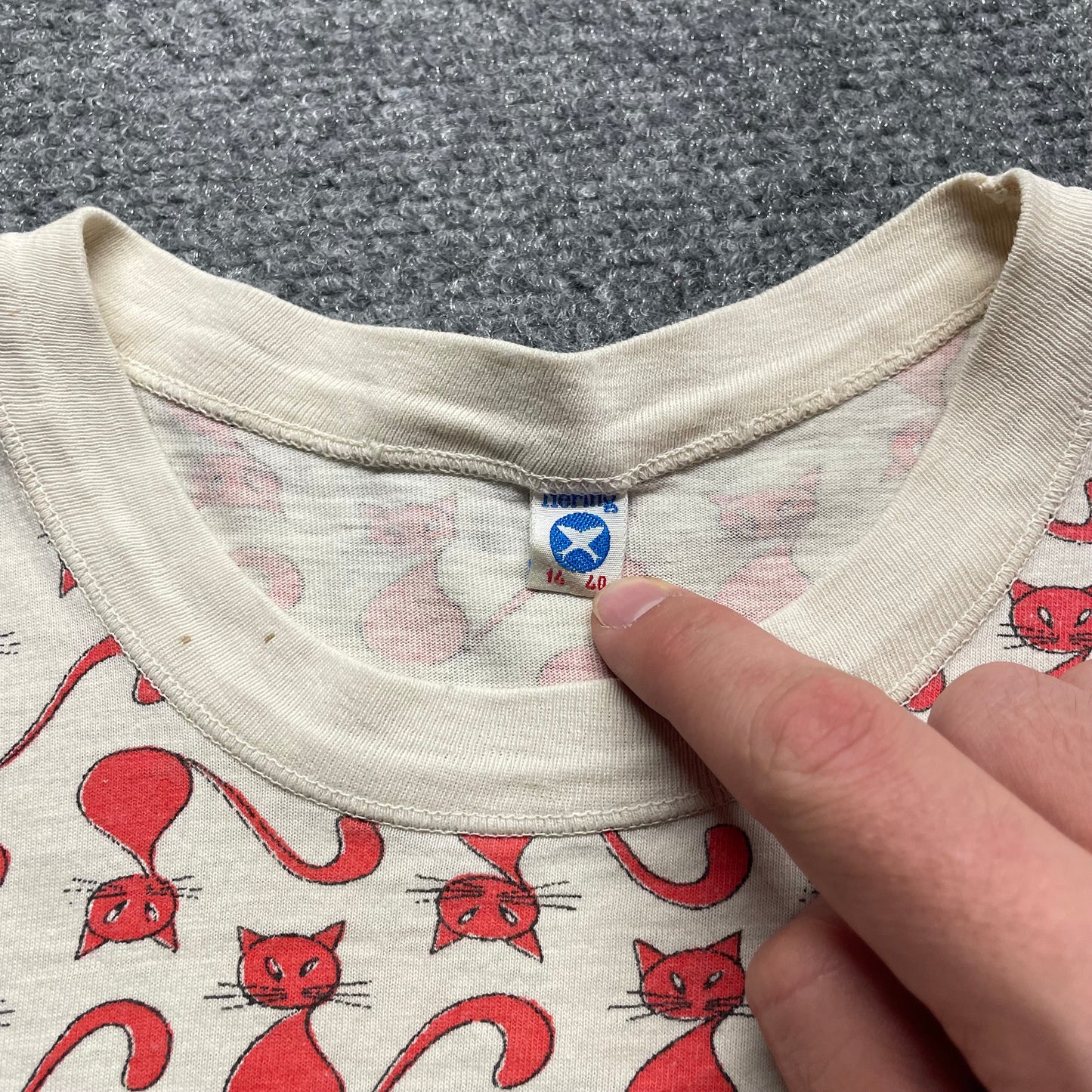 Women’s 1970s Baby Tee - XS