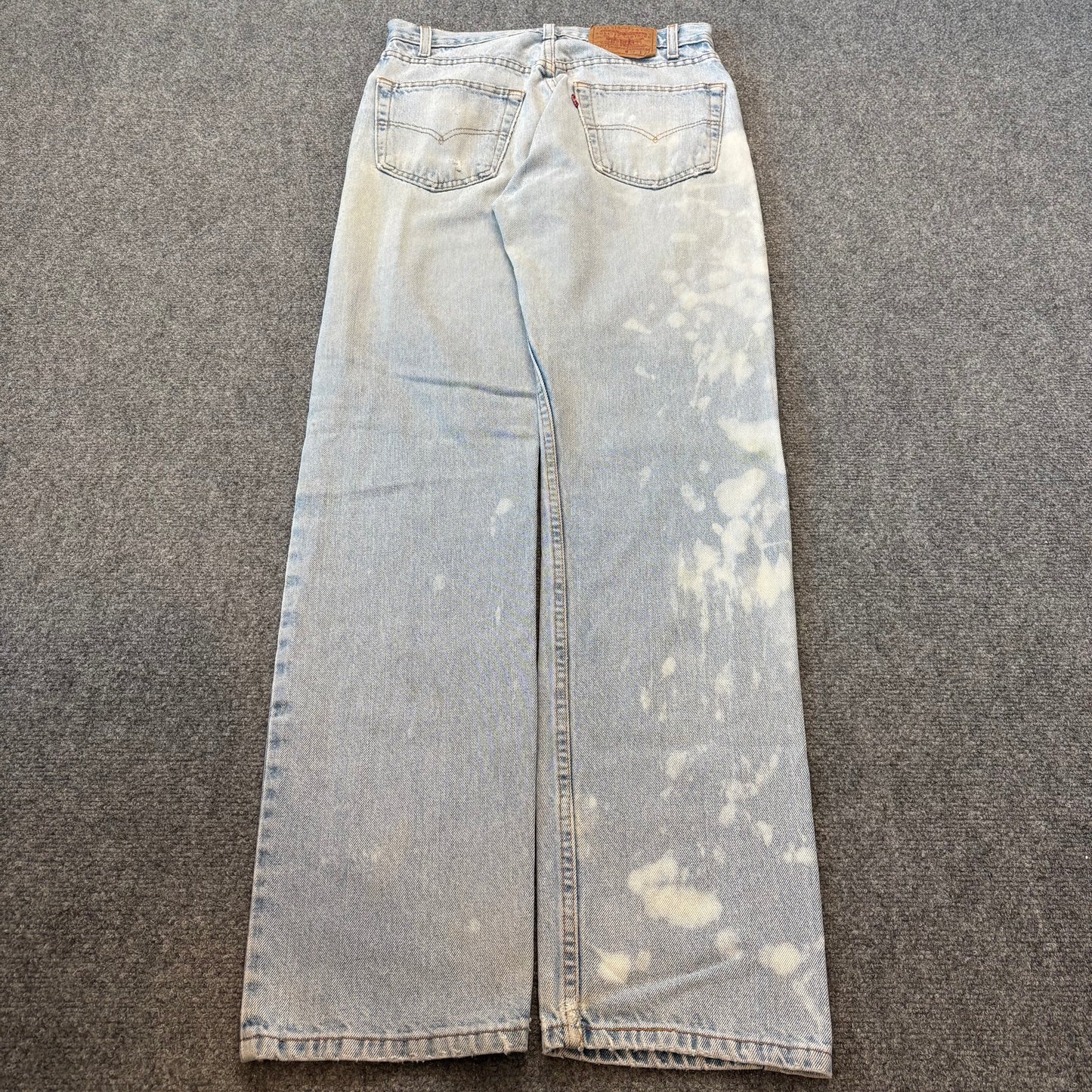 90s Levi’s 505 Bleached & Distressed Jeans - 32x34