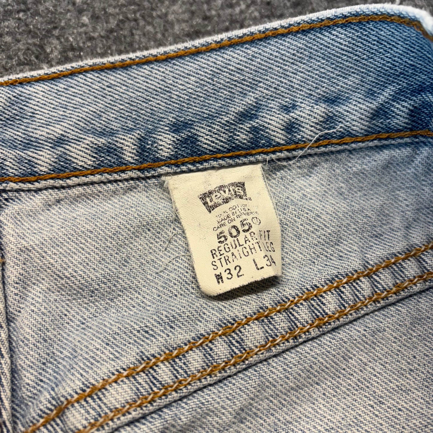 90s Levi’s 505 Bleached & Distressed Jeans - 32x34