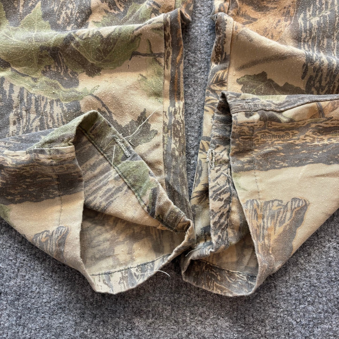 90s Realtree Camo Pants - 38x32