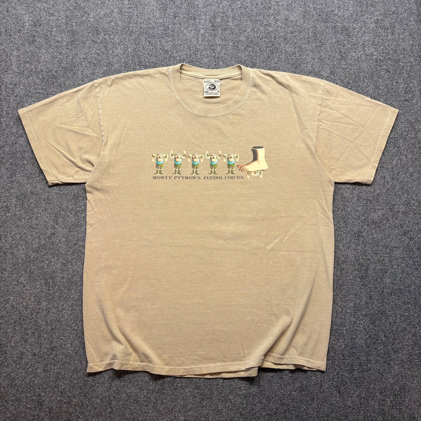 2000s Monty Pythons Flying Circus T-Shirt - L