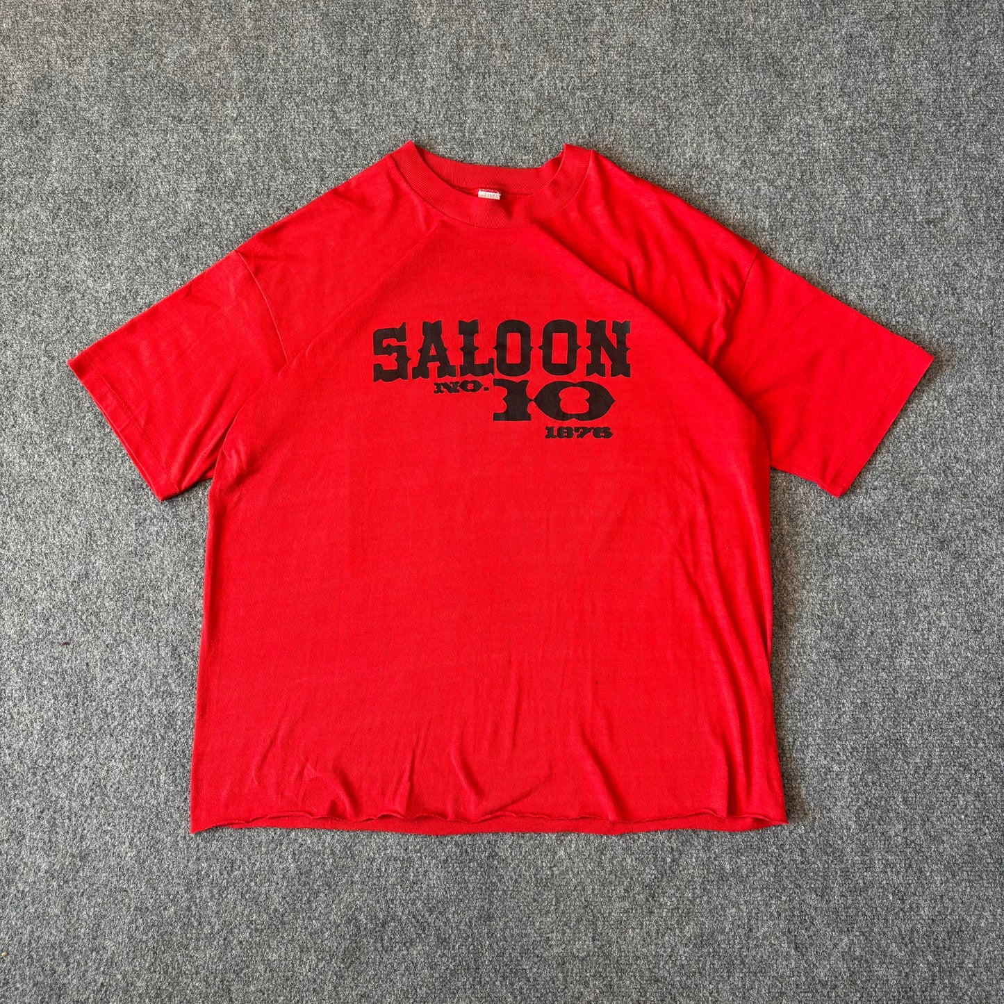 80s Saloon T-Shirt - L