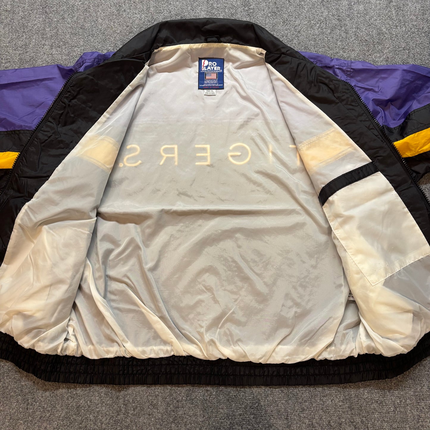 90s Pro Player LSU Tigers Windbreaker Jacket - XL