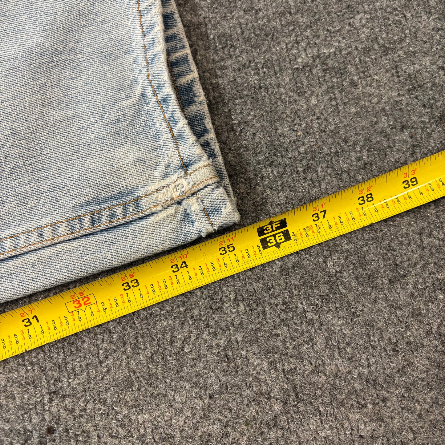 90s Levi’s 505 Bleached & Distressed Jeans - 32x34