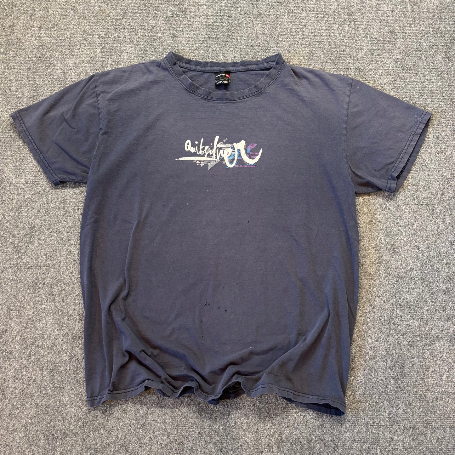 2000s Quiksilver T-Shirt - L