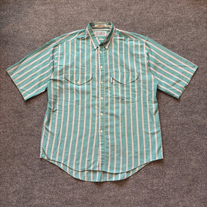 Vintage Levi’s Button Up - L