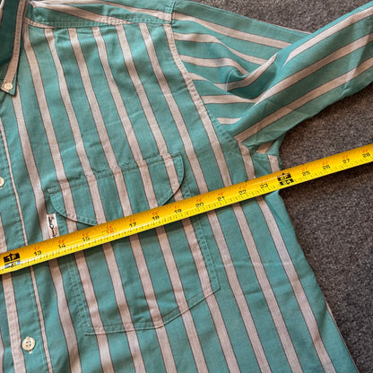 Vintage Levi’s Button Up - L