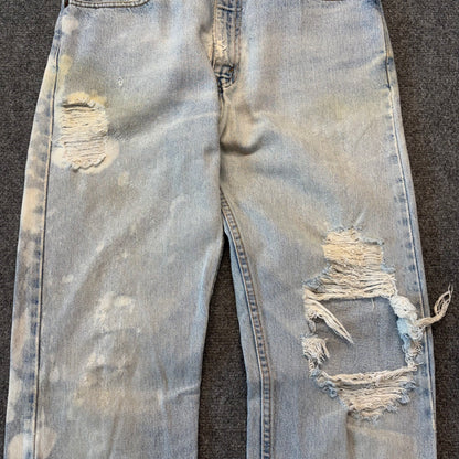 90s Levi’s 505 Bleached & Distressed Jeans - 32x34