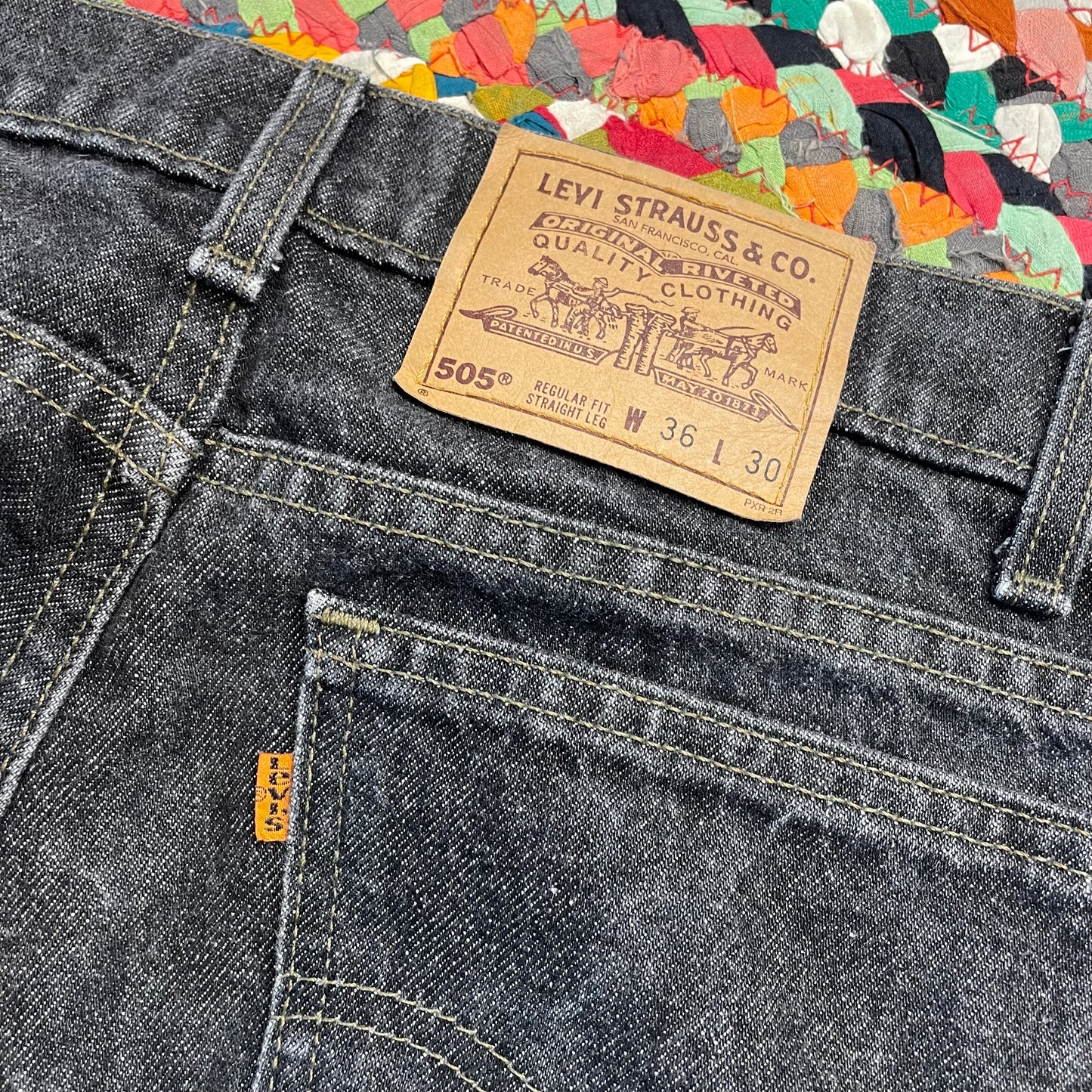 Vintage Levi’s 505 Straight Leg Orange Tab Jeans (36x29)